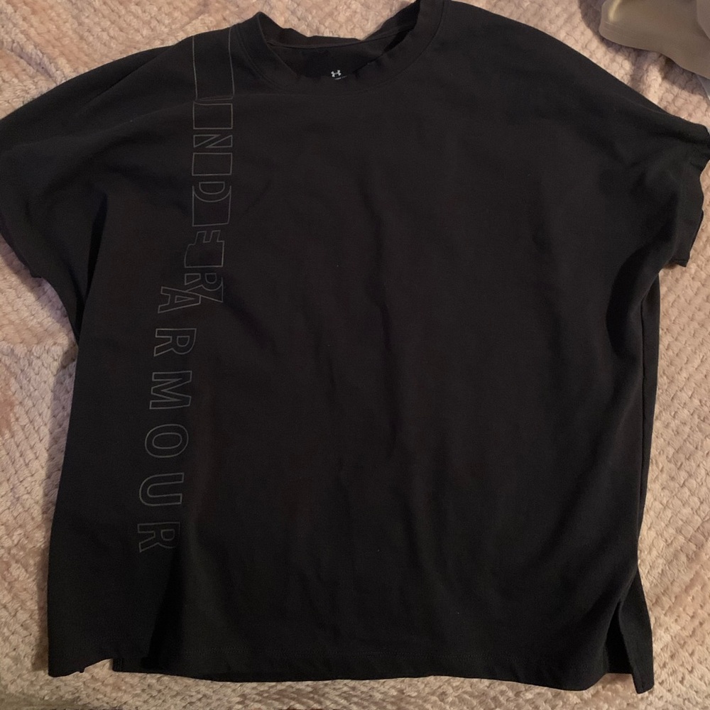 Under armour tee